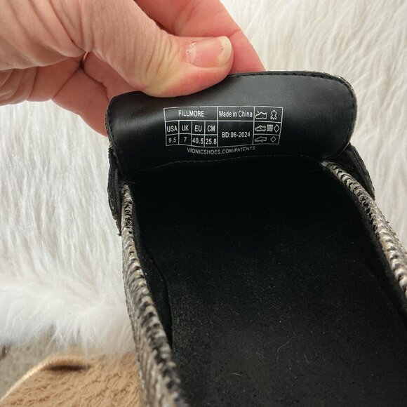 Vionic Gray White Black Metallic Houndstooth Fillmore Lug Penny Loafers 9.5 - Picture 8 of 8